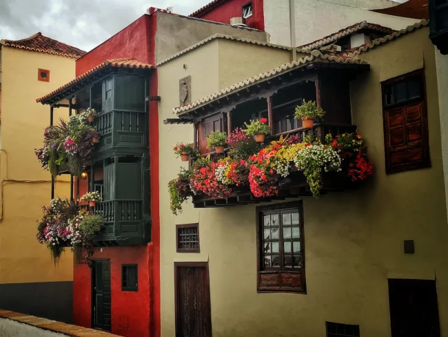 Los famosos balcones de la capital de la isla, es algo que debemos hacer en la Palma en dos días.