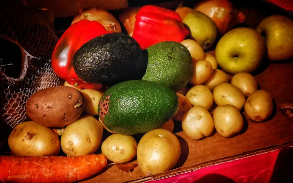 Compras de alimentos autóctonos de la isla de la Palma.