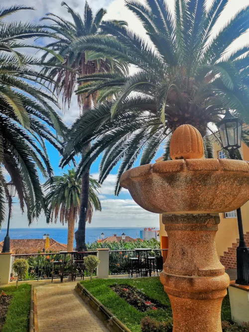 Plaza en la población de la Palma de San Andrés.